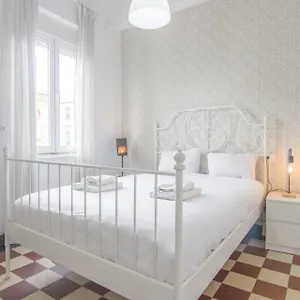 https://rentalsevilla-cerca-del-salvador.es-andalucia.com
