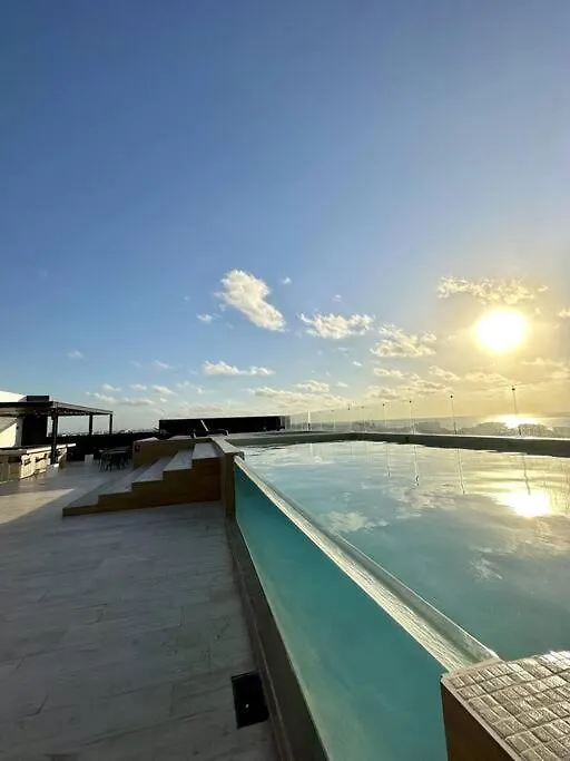 Apartamento City & Ocean View Condo / Pool,Jacuzzi & Parking - 423 Musa Playa del Carmen